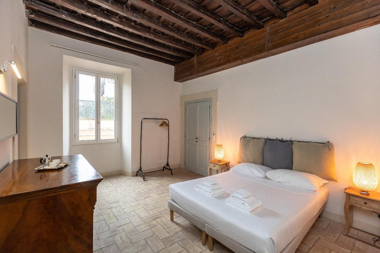 Rome Historical Apartment - Arco Dei Banchi Bagian luar foto