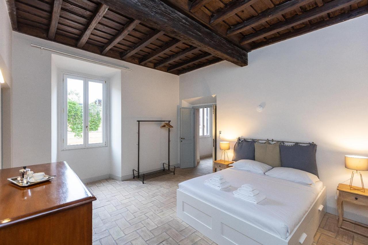 Rome Historical Apartment - Arco Dei Banchi Bagian luar foto